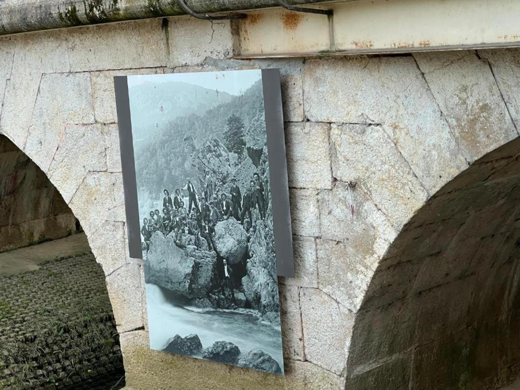 Vivez Un Conte De Fee Dans La Piece Ronde D'Une Tour Medievale Porrentruy Dış mekan fotoğraf
